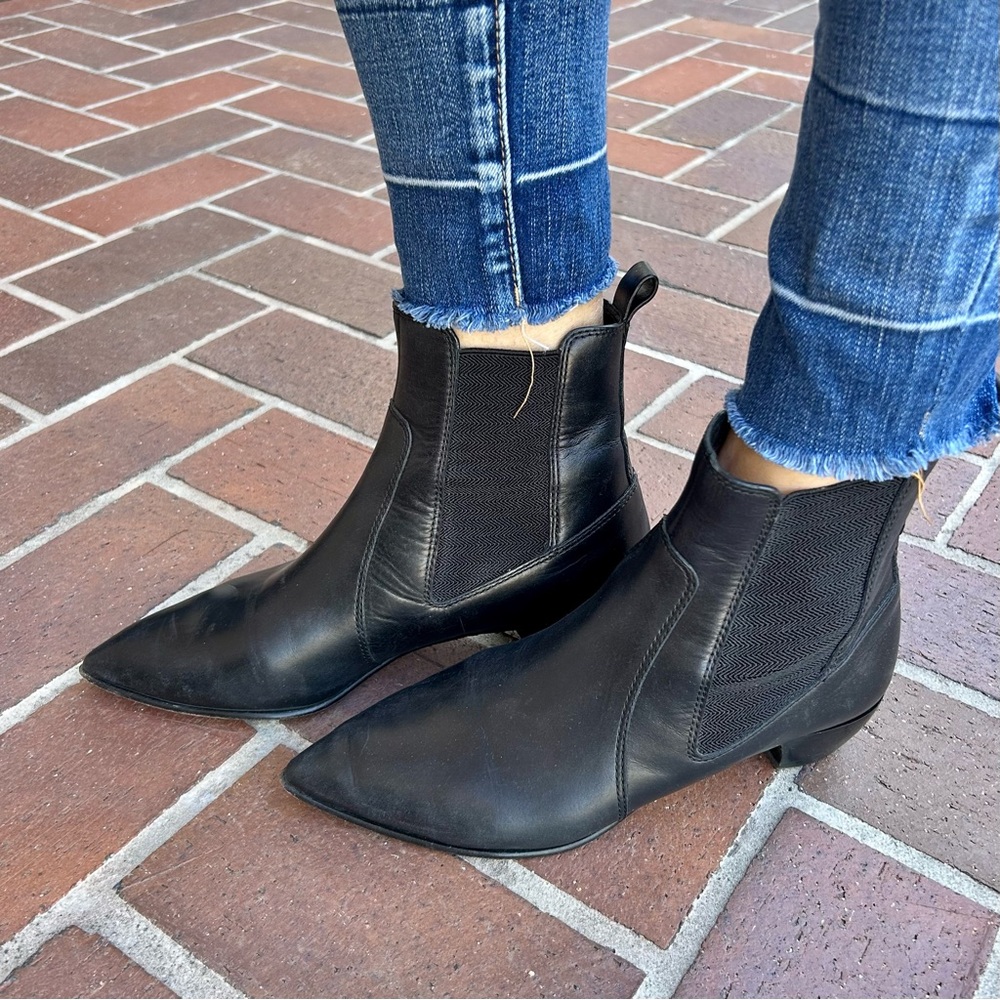 Marc by Marc Jacobs Black Leather Pointed Toe Chelsea Boots Kim Lou Size 38